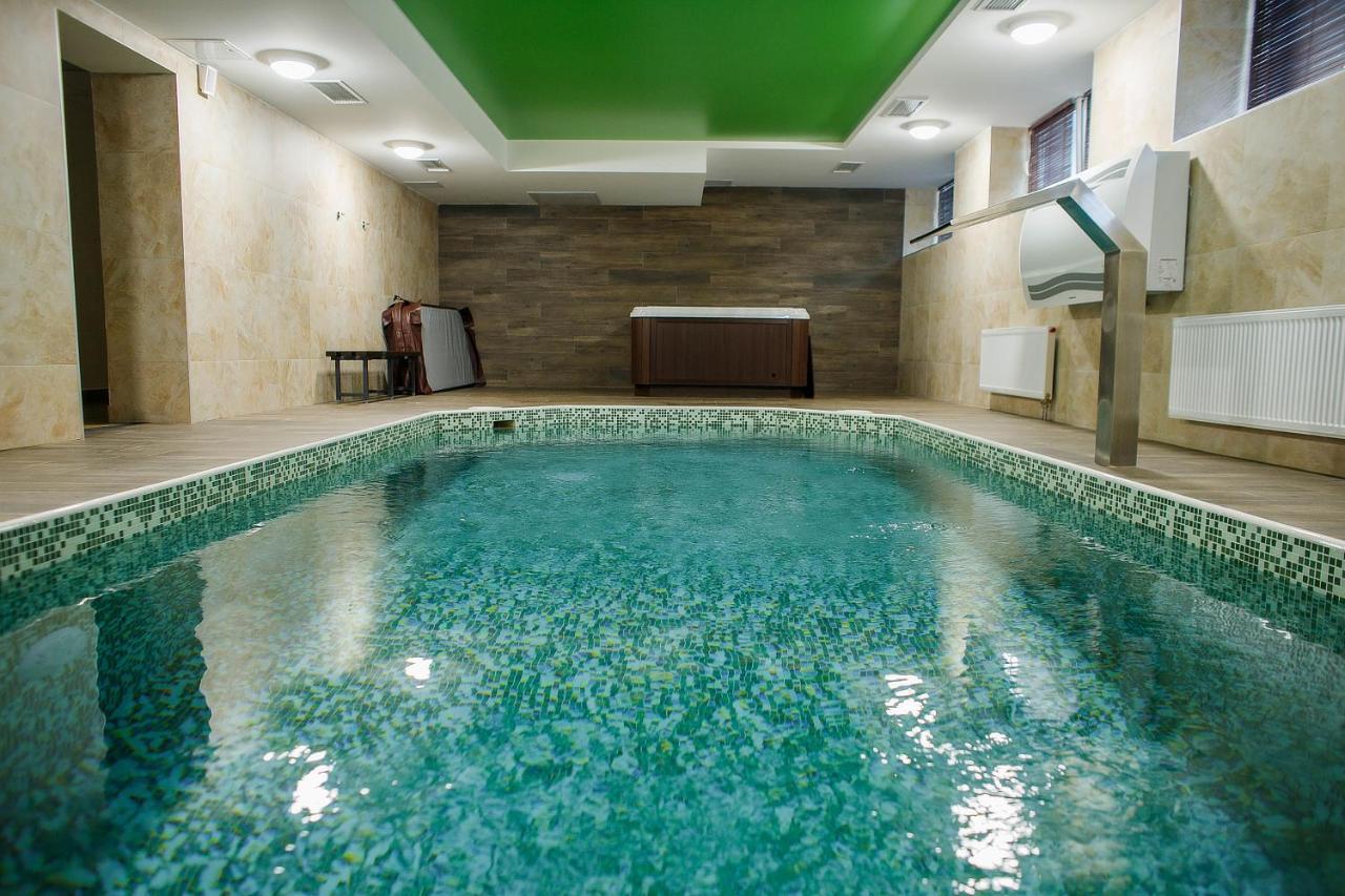 Olimpiyskiy Hotel Минск Екстериор снимка